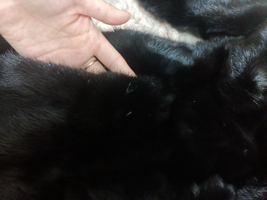 Продам норковую шубу