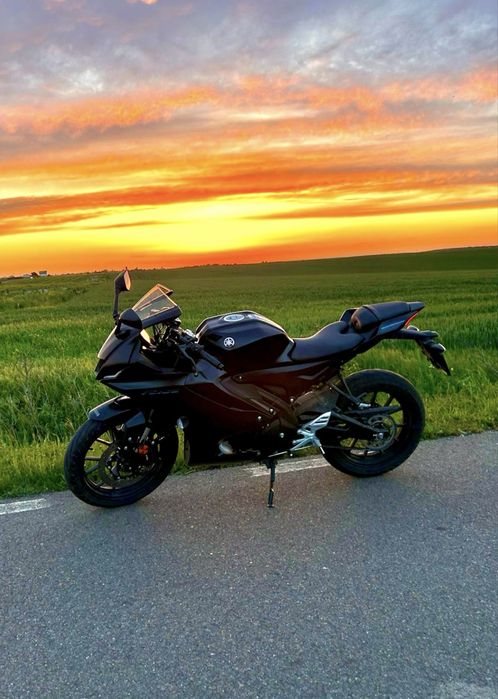 YAMAHA YZF R125 2023