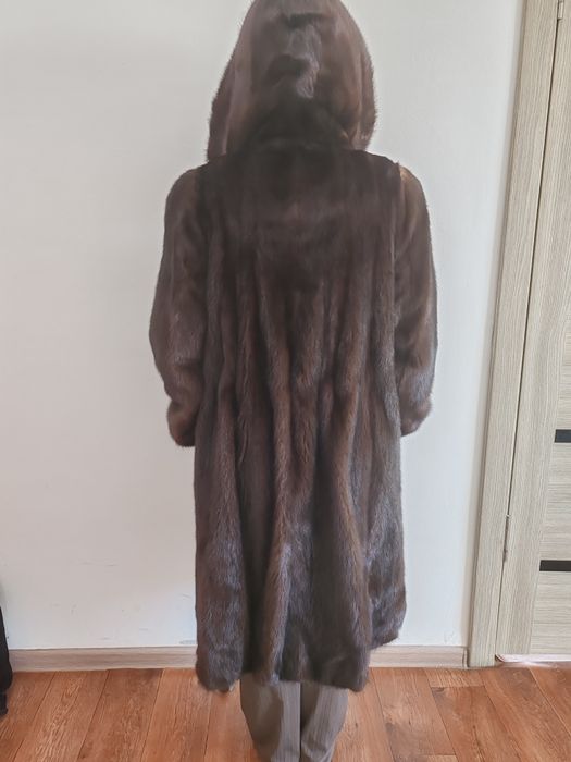 Шуба норка натуральная