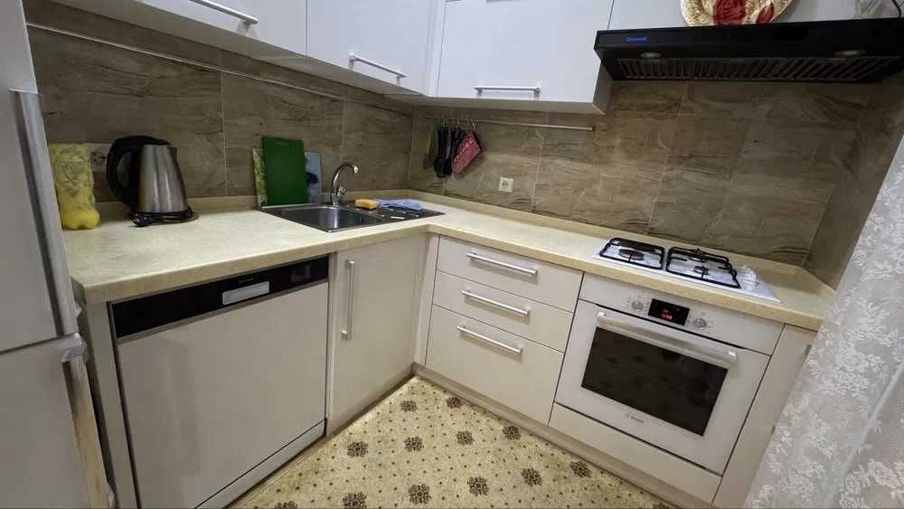 Сдаётся квартира 2/2/5 на ор-р Мирзо Улугбекский  Туркво