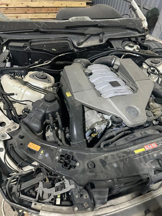 Продам Мерс на запчасти