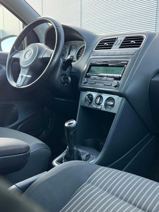 Vand Volkswagen Polo TDI fabr 2012 AC BlueMotion impecabila urgent
