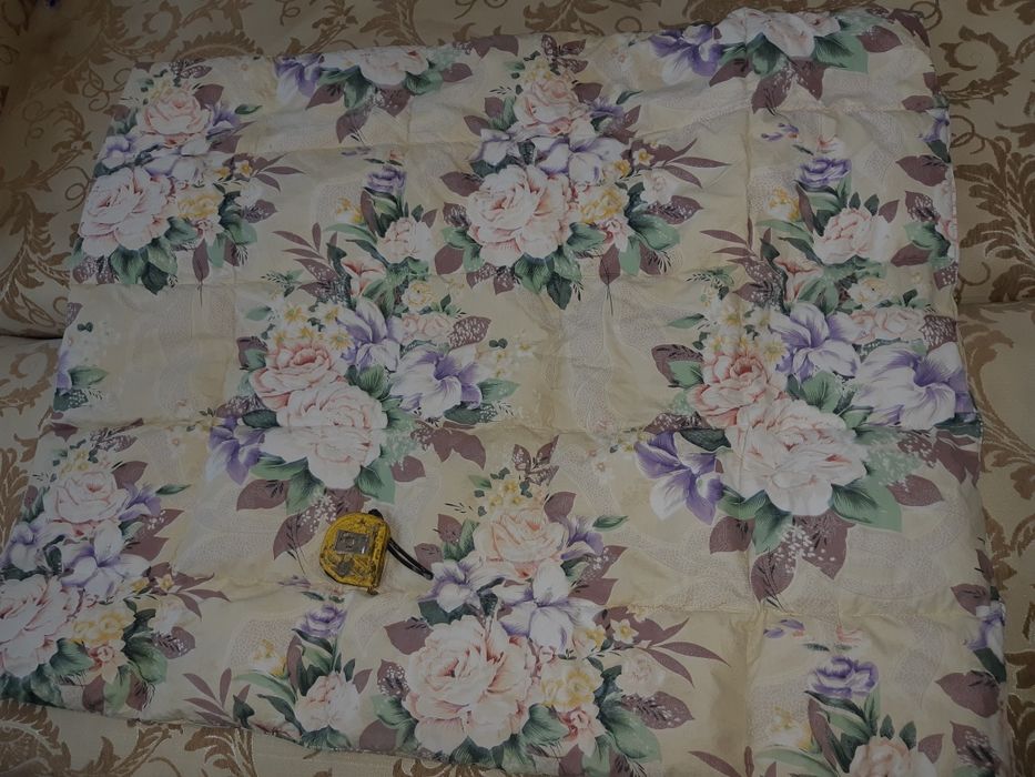 Одеяло детское на пуху 90см на 110см