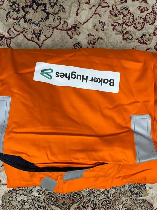 Спец одежда новая и есть бу