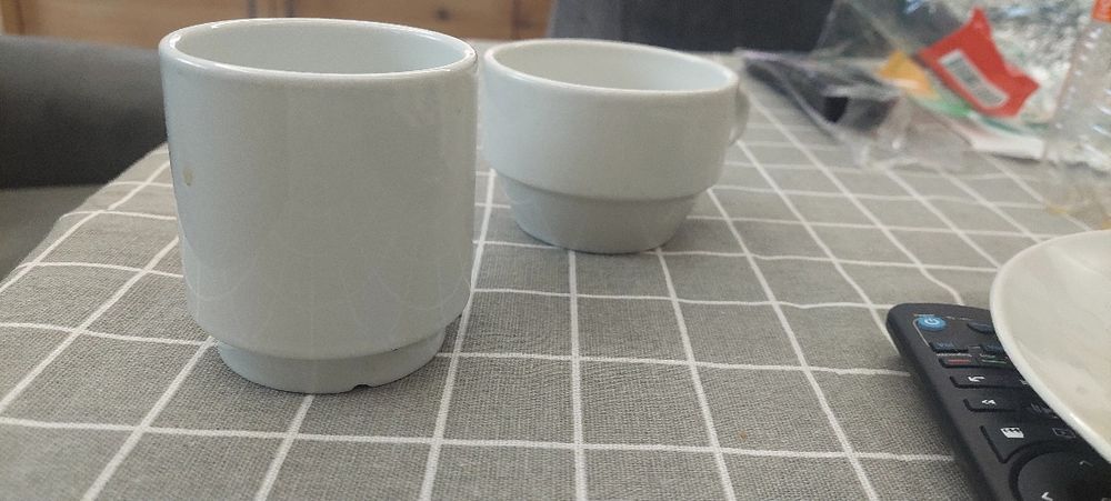 Порцеланови чаши, сервизи, кристални купи