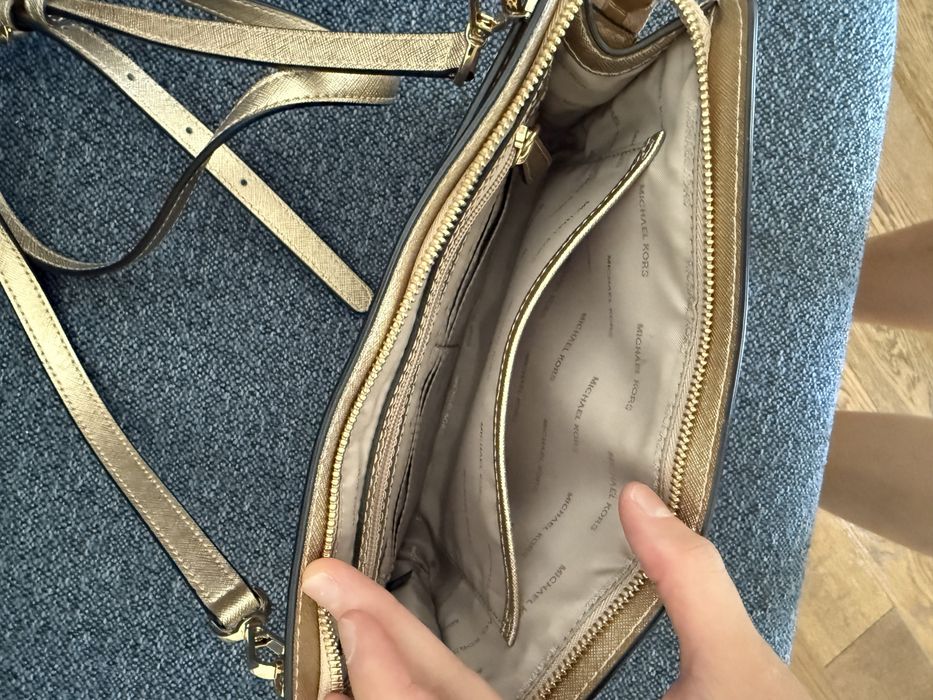 Сумка Michael Kors золотая