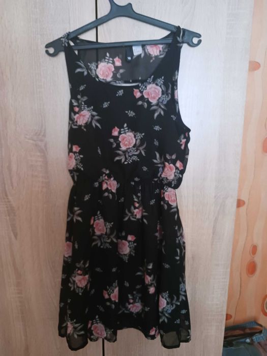 Рокля синя на цветя