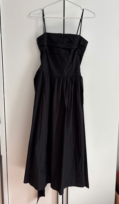 Чёрное платье от Love republic