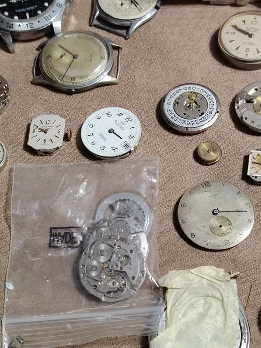 Lot cadrane  și mecanisme ceasuri