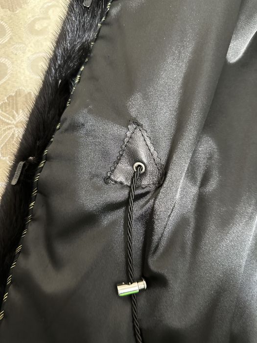 Продам норковую шубу