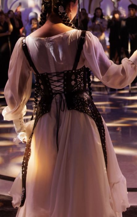 Этно-корсет в АРЕНДУ