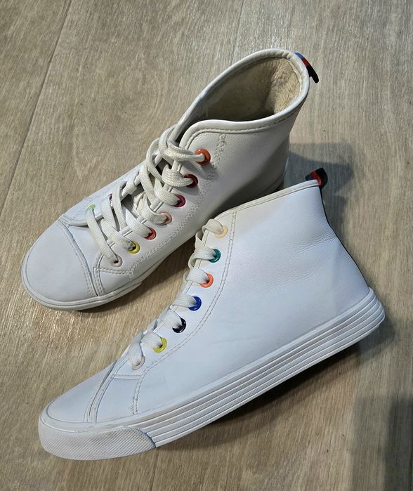 Продам утеплённые кеды