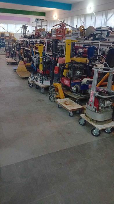 Masina de taiat taietor asfalt beton granit rigla vibratoare dreptar