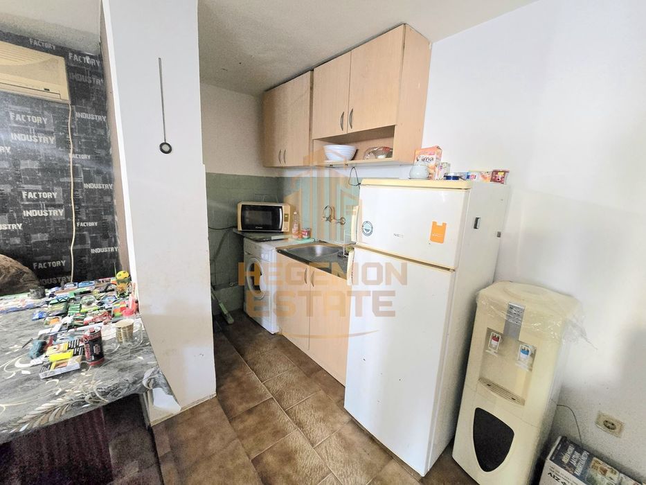 Продава се Тристаен апартамент в Варна, Централна поща - 65 кв.м за 981 €/кв.м - Снимка #9