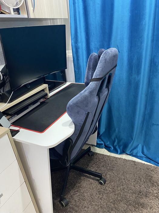 Продам компьютерное кресло игровое