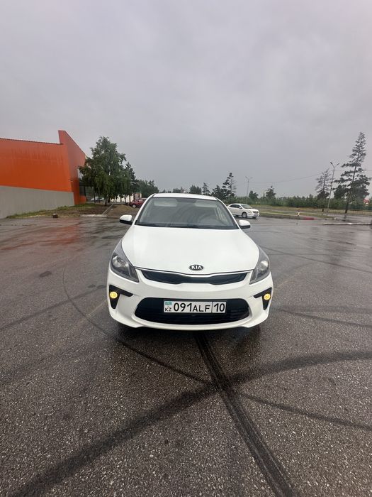 Kia rio 2019 в отличном состояни