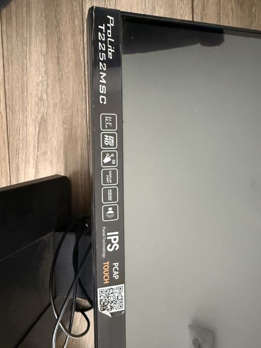 Monitor touchscrean iiyama T2252MSC