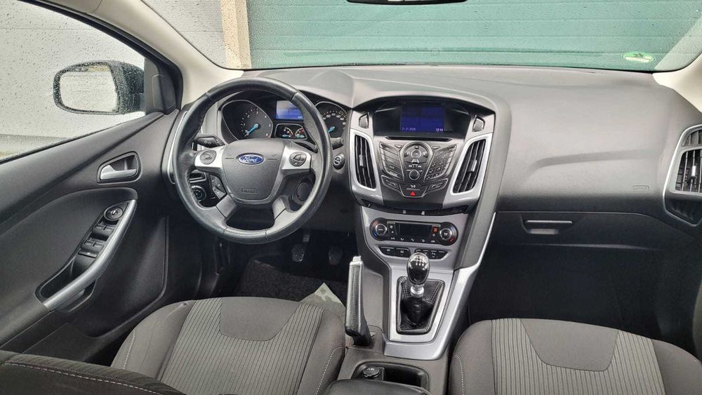 Ford Focus Titanium 1.6 Tdci, An Nov/2013, Climatronic, Park assist