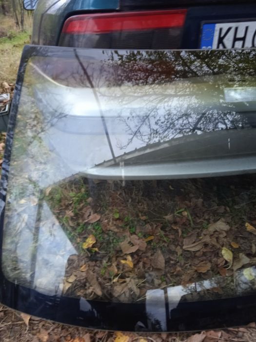 Стъкло Volvo 850