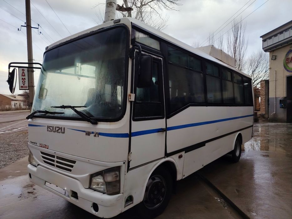 ISUZU NP21 aftobus