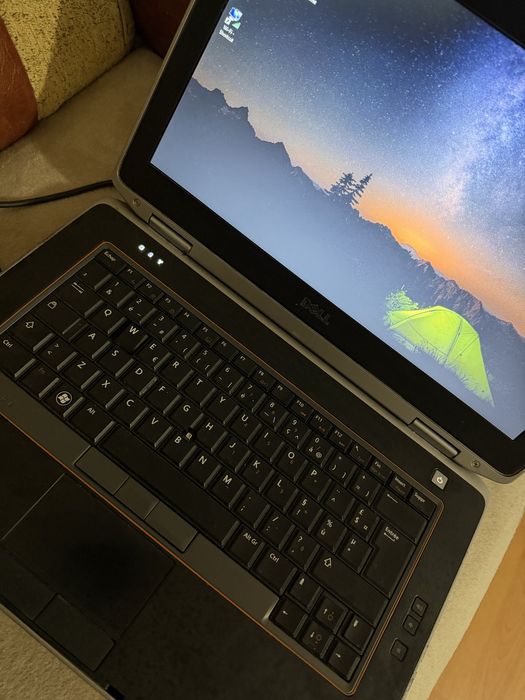 Laptop DELL Latitude E6420/i5-2520  ,4GB ram Ideal pentru birou/școală