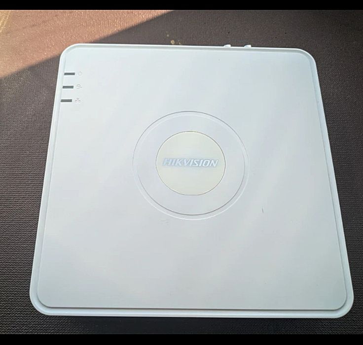 DVR HIKVISION 4-ри канален up to 6TB HDD
70 €