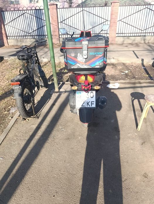 Li Ya moped. 300.000 тг