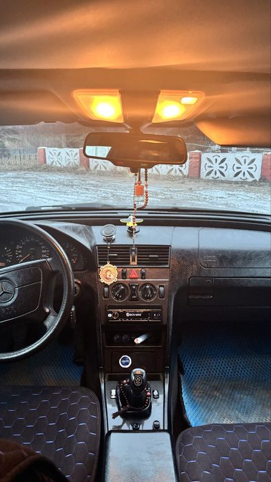 Мерседес с180 w202