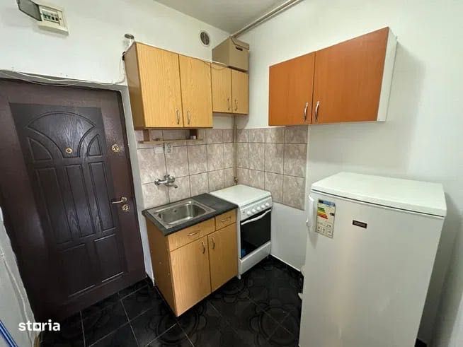 Garsonieră de închiriat