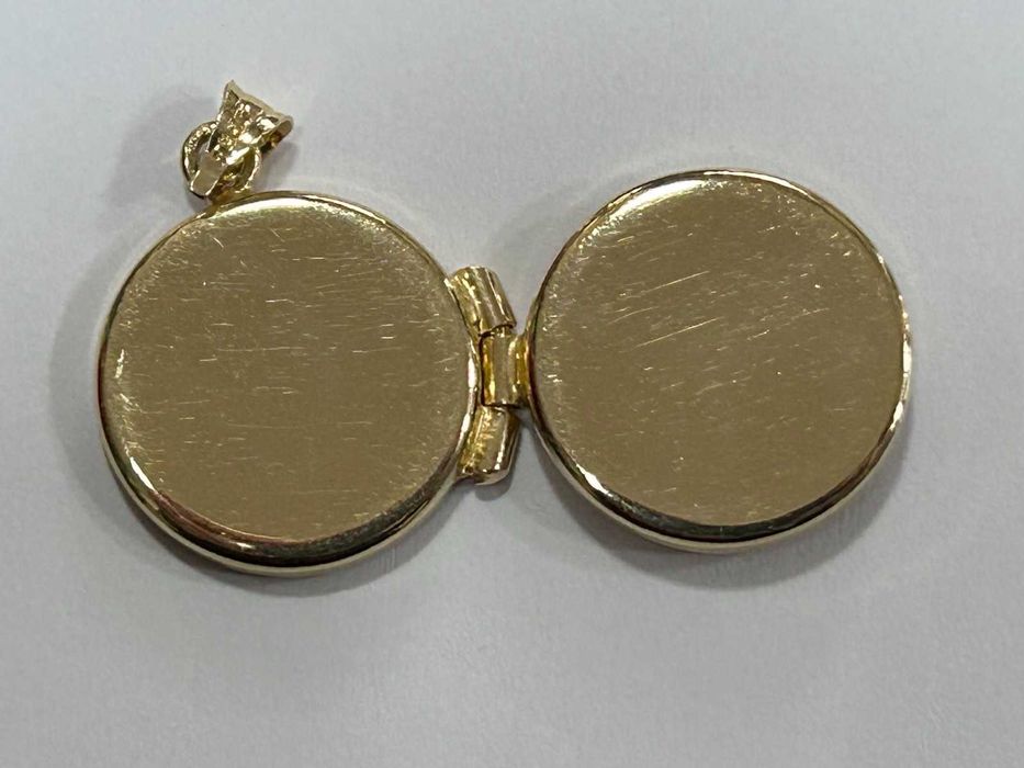 Златна висулка-медальон 14К 585 /3,70 гр.