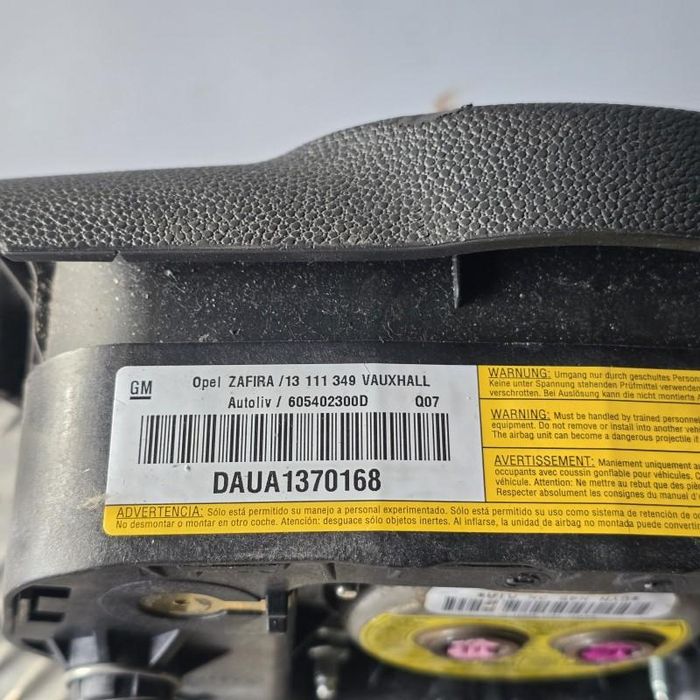 Airbag volan cu 2 mufe stema UK Opel Astra H