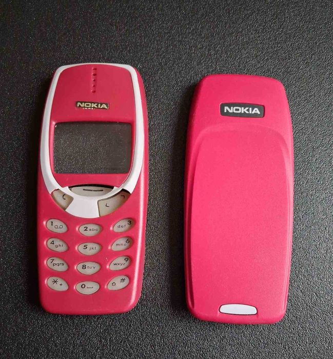 Nokia 3310 без Батерия с Оригинално зарядно и Много панели