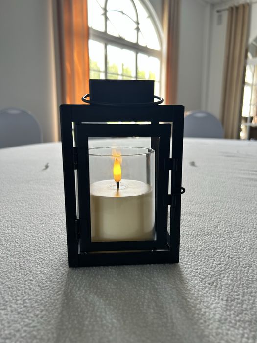 Vand decor de nunta in modern alb/negru