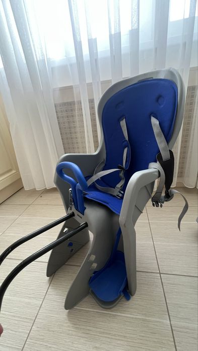 Продам дет.кресло для велосипеда , стульчик для кормления