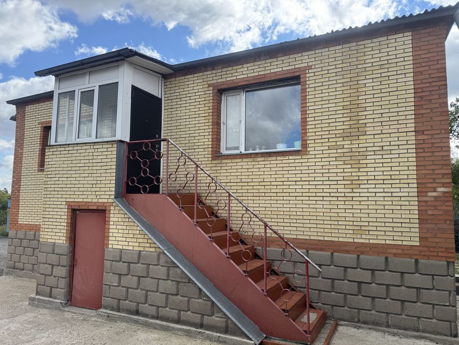 Продается дом в Пришахтинске