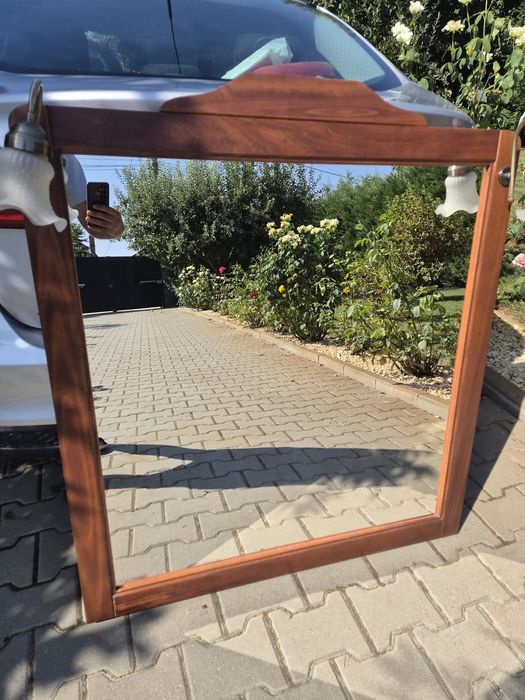 Set mobilier baie stil clasic, lavoar ceramic + oglindă cu aplice