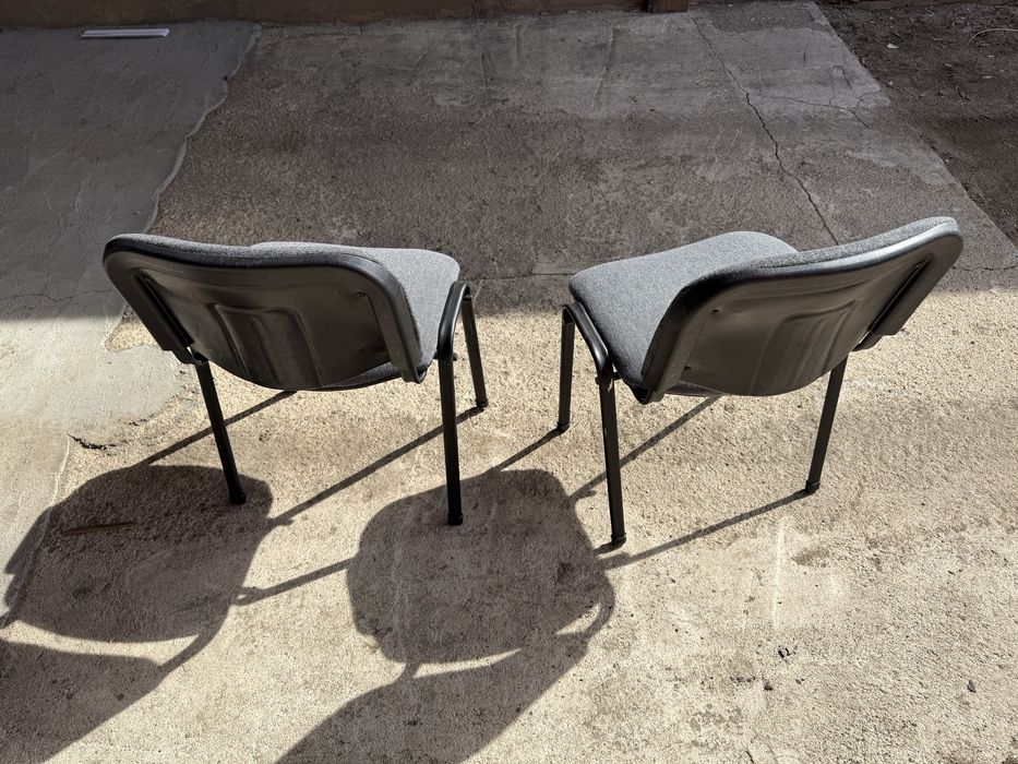 Продам стулья офисные