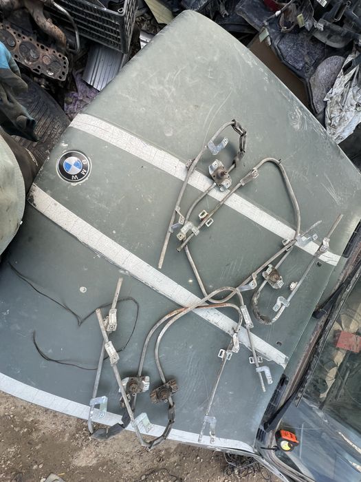 механизмы стеклоподъемников поставьBMW e30