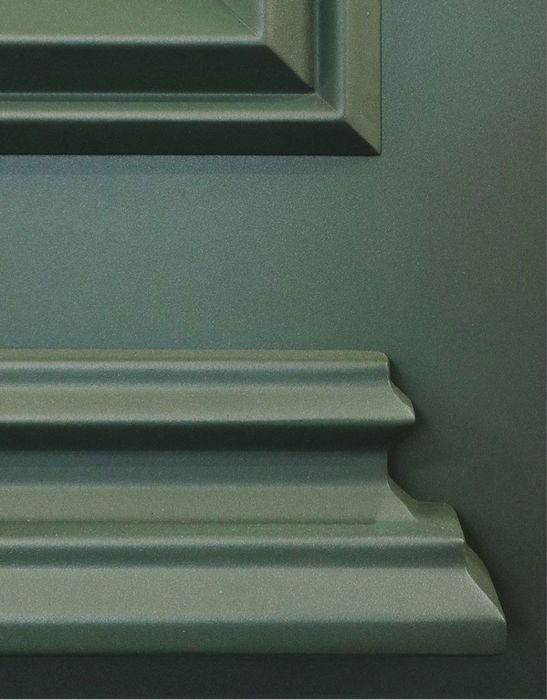 Металические двери премиум класа в стиле неокласика