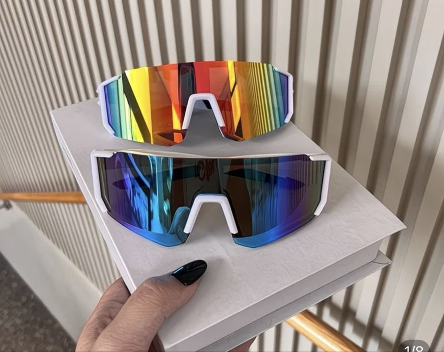 Солнезащитные очки