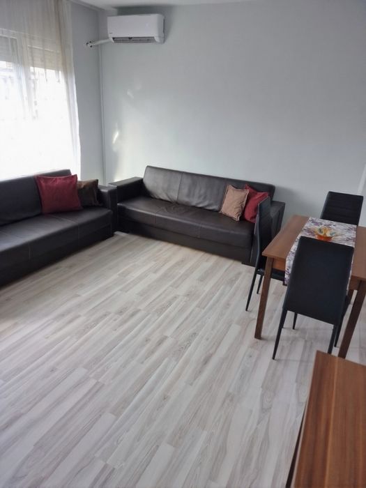 Дава се под наем Тристаен апартамент в Пловдив, Кючук Париж - 100 кв.м за 428.91 € - Снимка #2