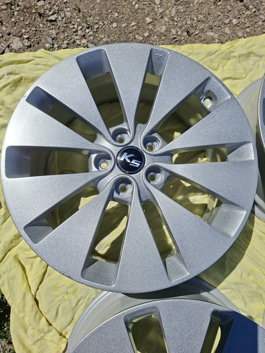Продам диски р18 оригенал
