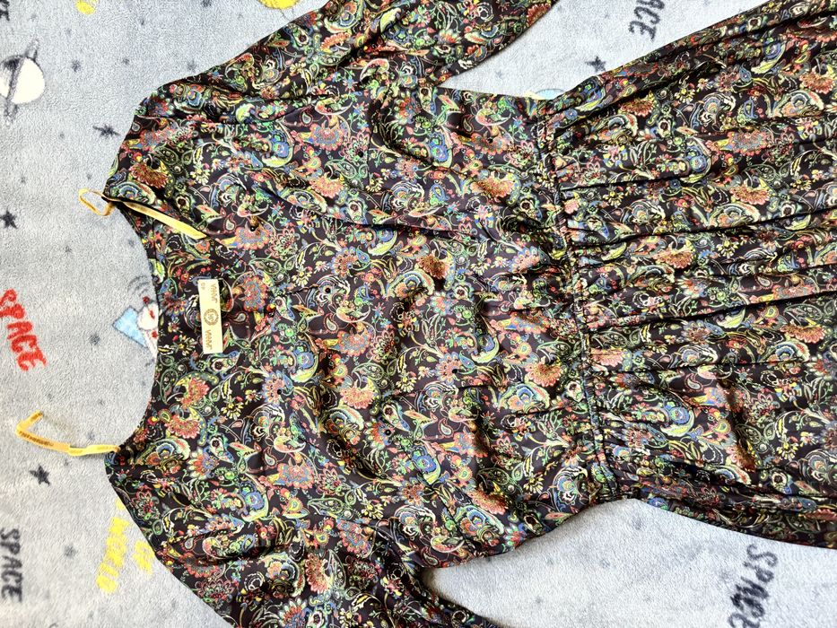 Платья новые 42-44р