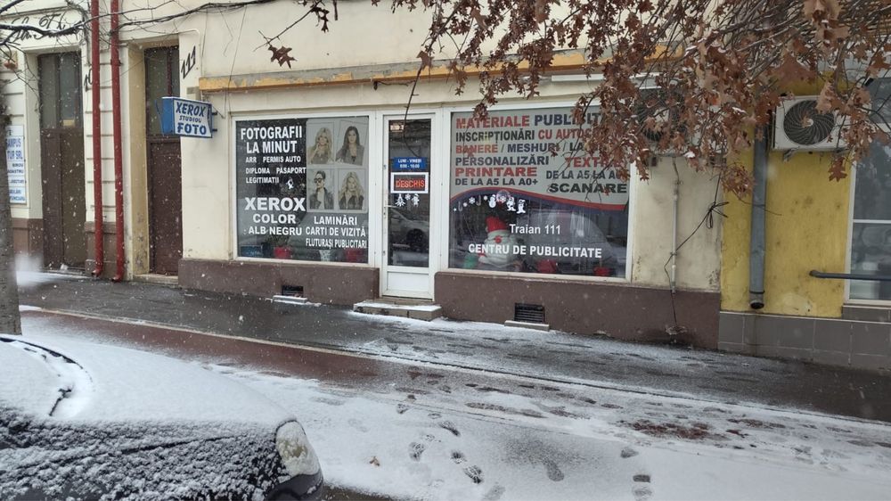 Inchiriez spatiu comercial