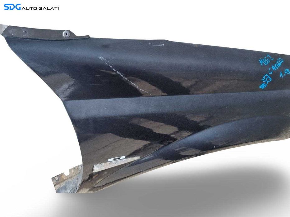 Aripa Dreapta Fata Renault Megane 2 Cabrio 2002 - 2008 (Zgarieturi Superficiale) [LC4572]