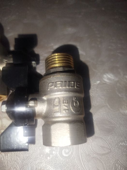 Кран шаровый д15 ВН/нр