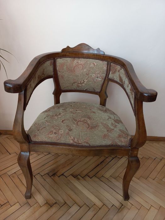 Комплект старинни мебели за трапезария