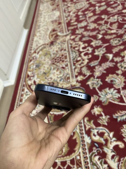 Iphone 15 pro 95% Ideal