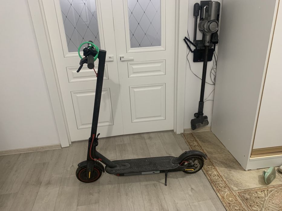 Xiomi электросамокат