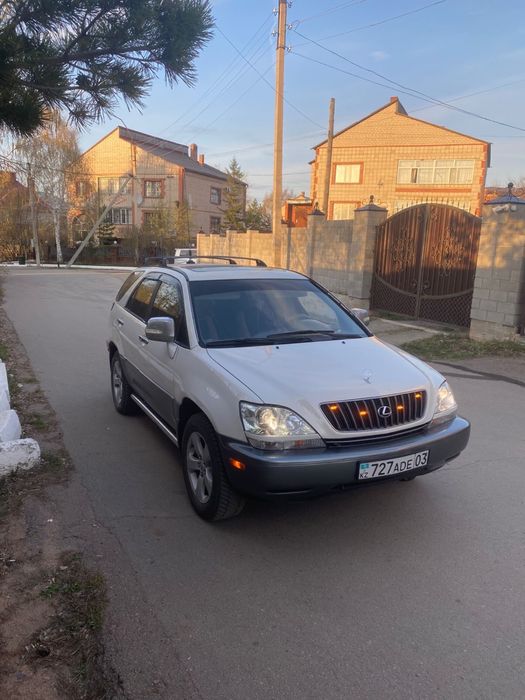 Продам лексус рх300